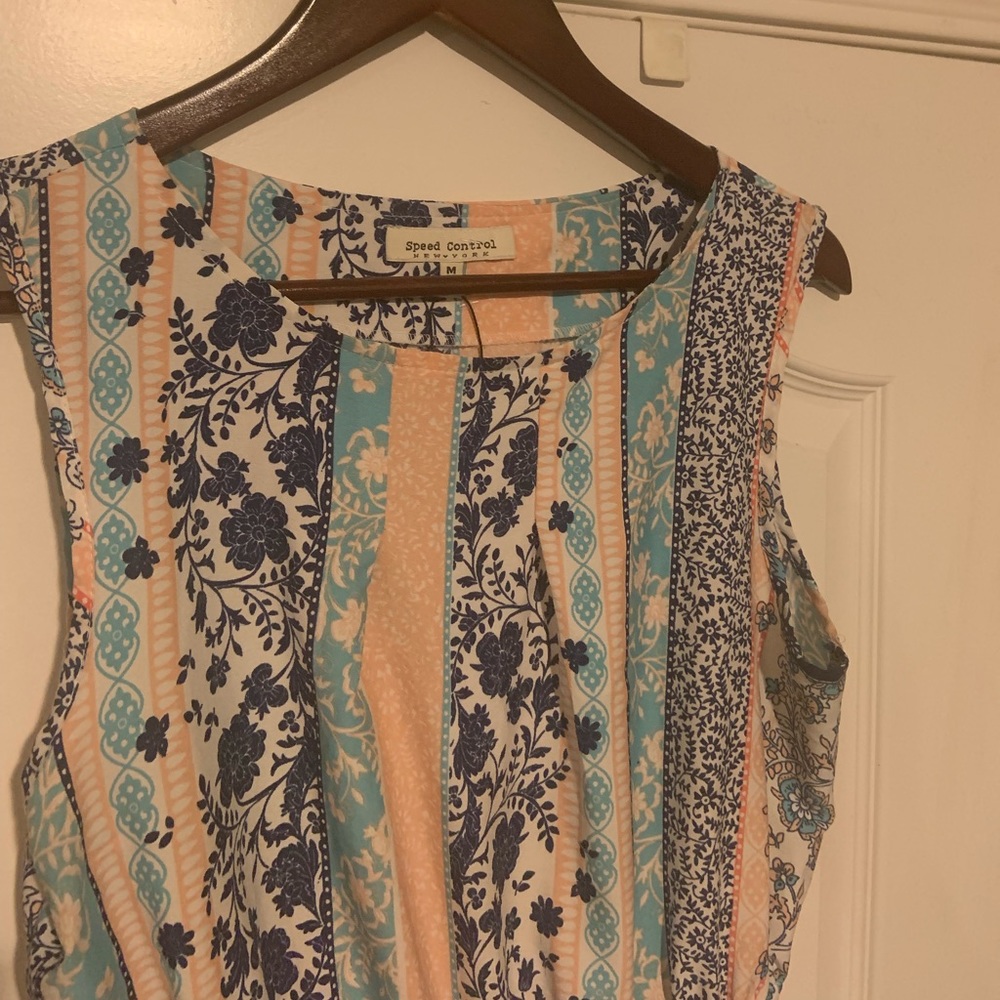 Dress - Picture 2 of 4